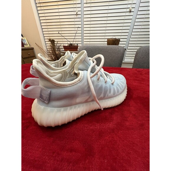 Size 6 - adidas Yeezy Boost 350 V2 Mono Ice main image 4